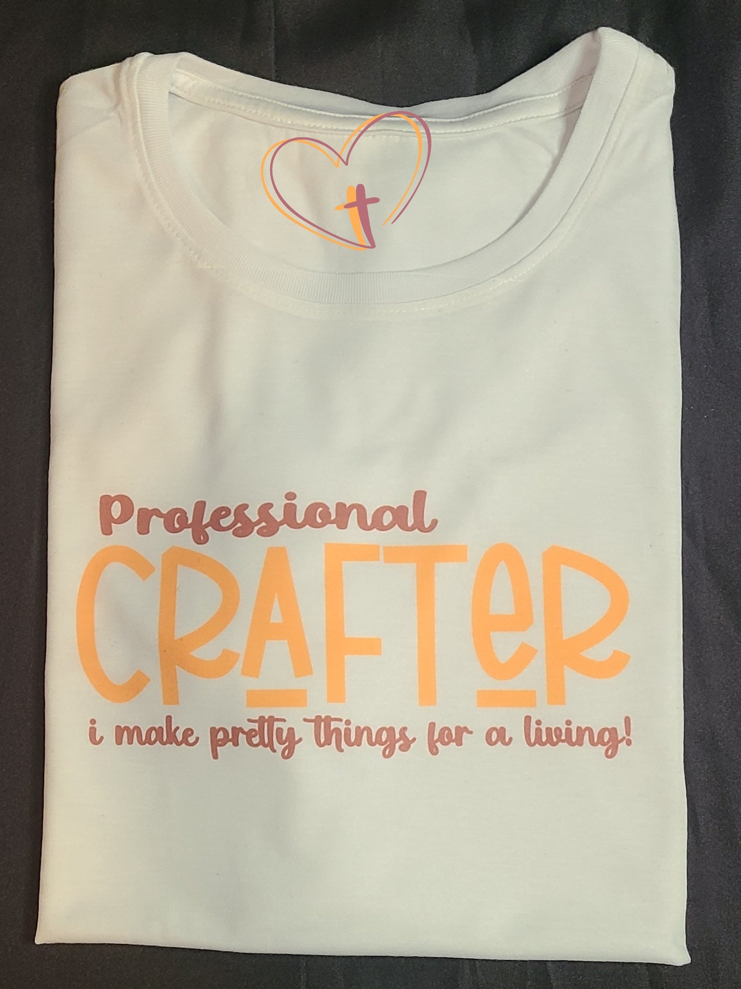 Professional CRAFTER I make pretty things for a living